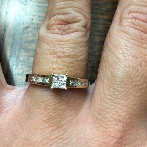 10k Gold Diamond Ring